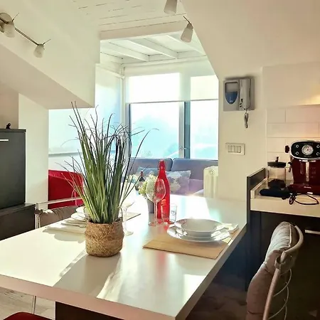 Loft Romantico Vista Panoramica Vicino Al Mare Appartement *